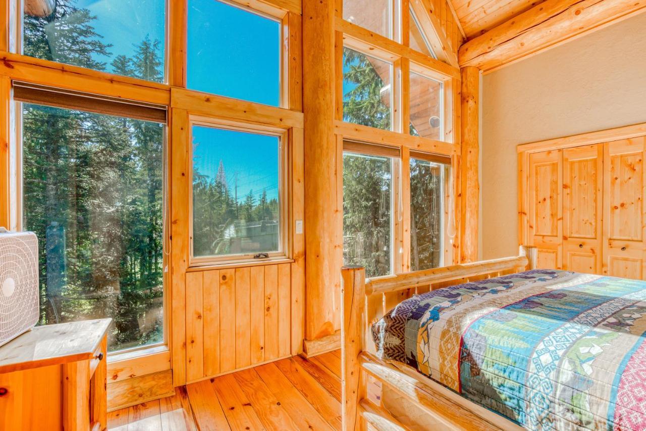 Skiing Bear Chalet Говермент Кэмп Экстерьер фото