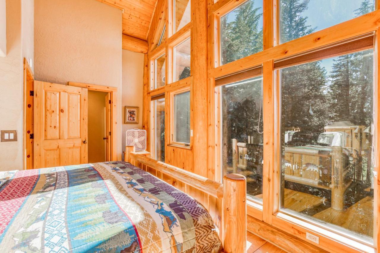 Skiing Bear Chalet Говермент Кэмп Экстерьер фото